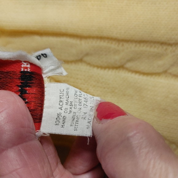 Ladies Yellow Sweater Vest size 44 Fire Island Woman - Picture 4 of 8